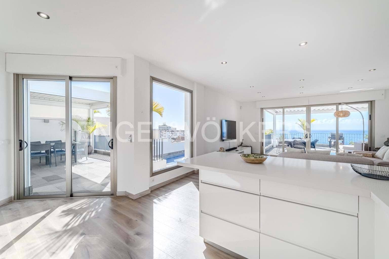 5 makuuhuone Huvila myytävänä paikassa Playa de la Arena mukana uima-altaan 
autotalli - 1 950 000 € (Ref: 9471503)