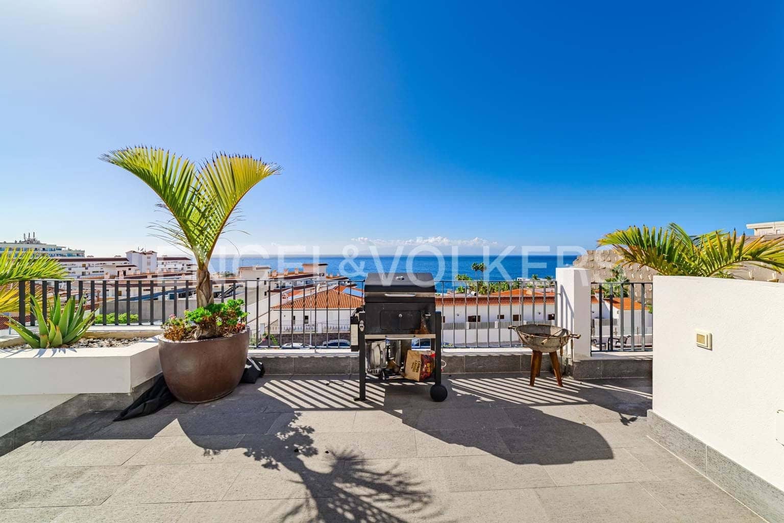 5 makuuhuone Huvila myytävänä paikassa Playa de la Arena mukana uima-altaan 
autotalli - 1 950 000 € (Ref: 9471503)