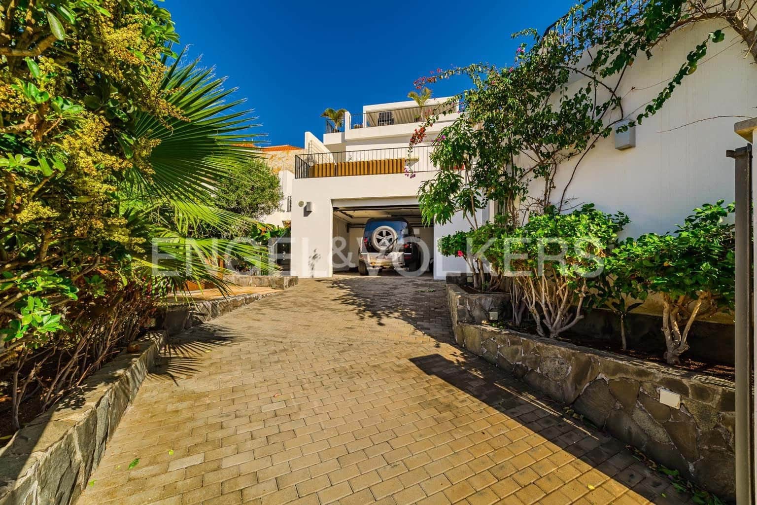 5 makuuhuone Huvila myytävänä paikassa Playa de la Arena mukana uima-altaan 
autotalli - 1 950 000 € (Ref: 9471503)