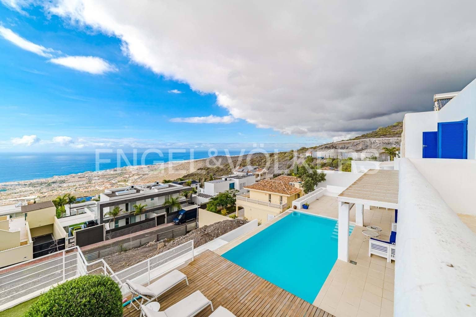 4 makuuhuone Huvila myytävänä paikassa Roque del Conde mukana uima-altaan - 2 200 000 € (Ref: 9473466)