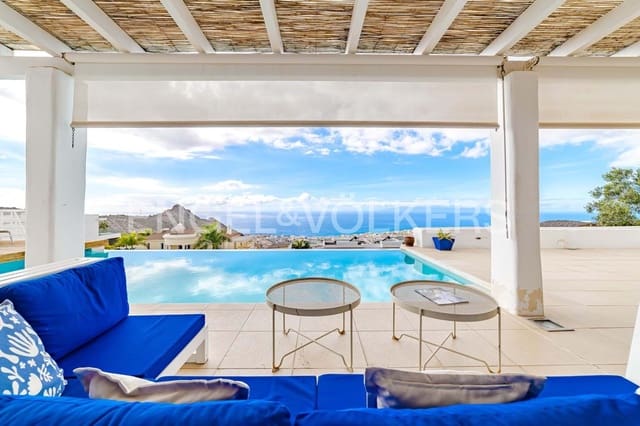 4 Zimmer Villa zu verkaufen in Roque del Conde, Adeje - 2.200.000 € (Ref: 9473466)