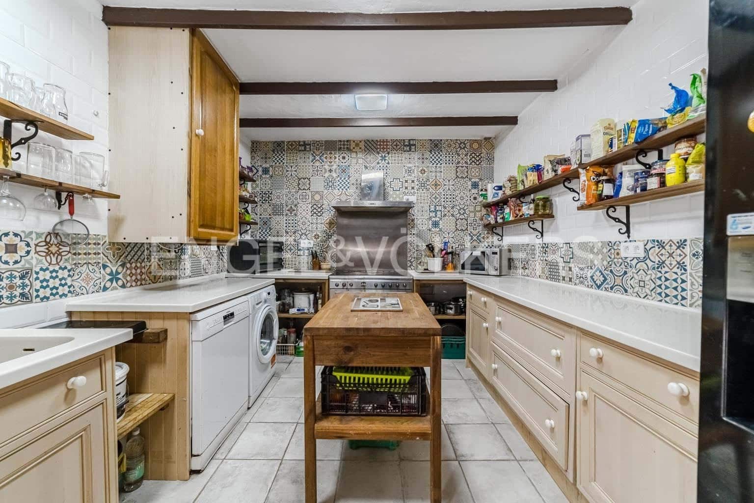 4 Zimmer Villa zu verkaufen in Granadilla de Abona mit Pool - 555.000 € (Ref: 9473467)