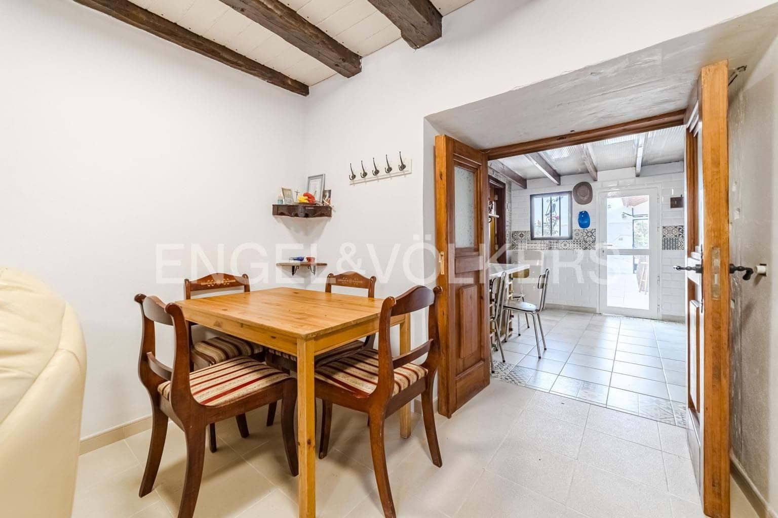 4 Zimmer Villa zu verkaufen in Granadilla de Abona mit Pool - 555.000 € (Ref: 9473467)