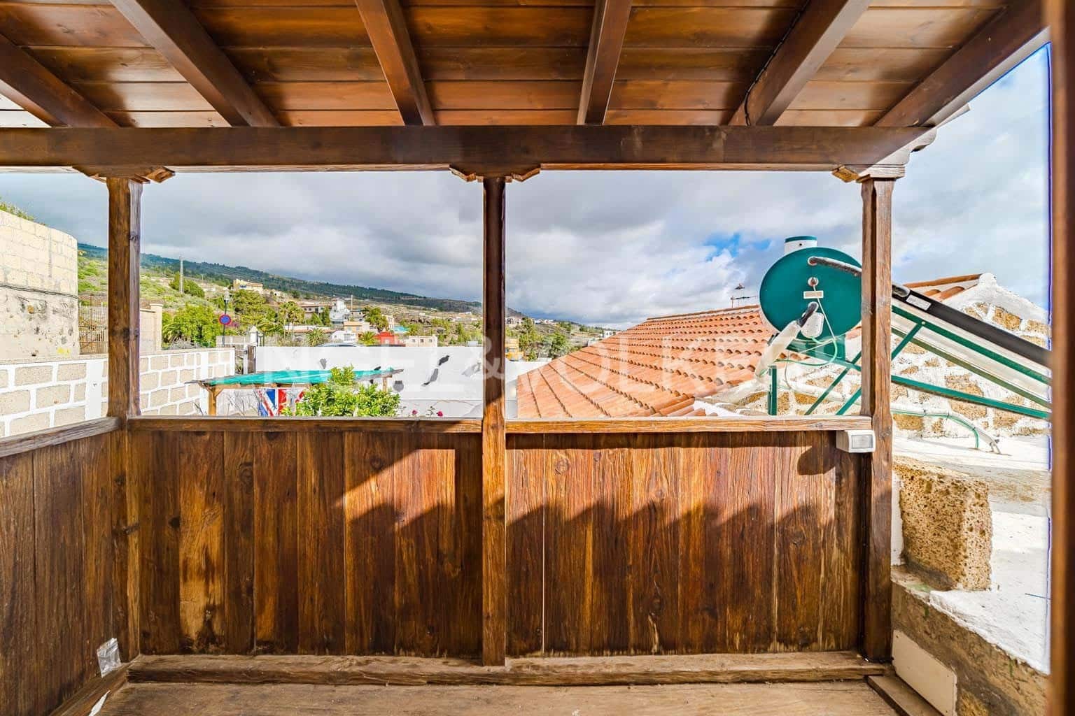 4 Zimmer Villa zu verkaufen in Granadilla de Abona mit Pool - 555.000 € (Ref: 9473467)