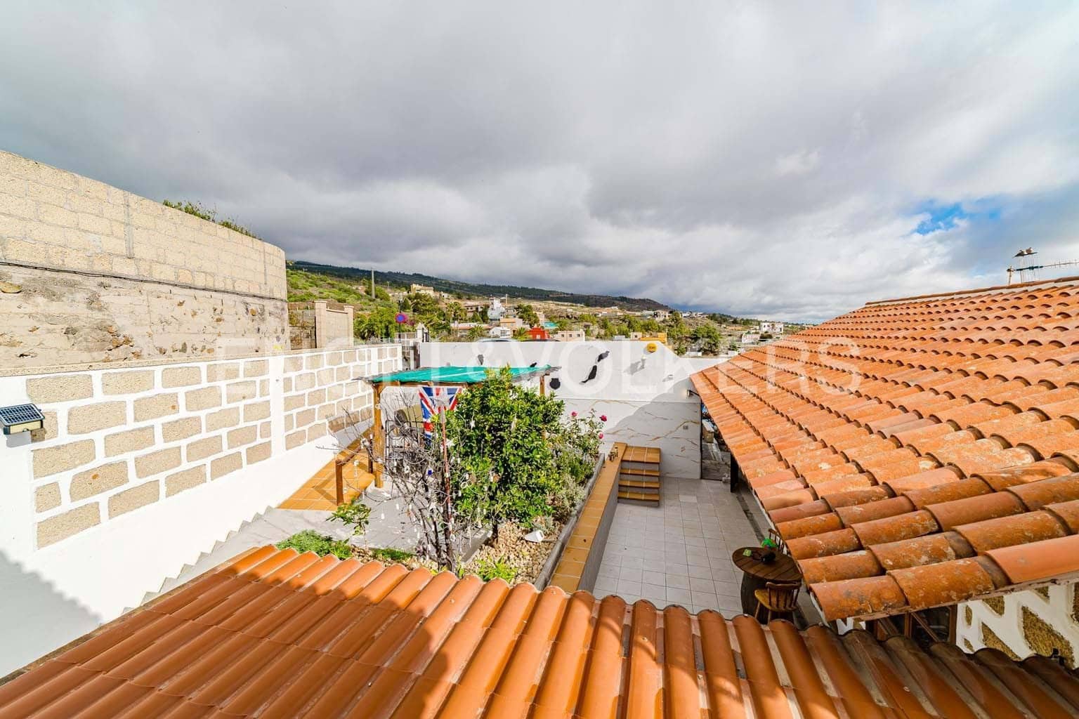 4 Zimmer Villa zu verkaufen in Granadilla de Abona mit Pool - 555.000 € (Ref: 9473467)