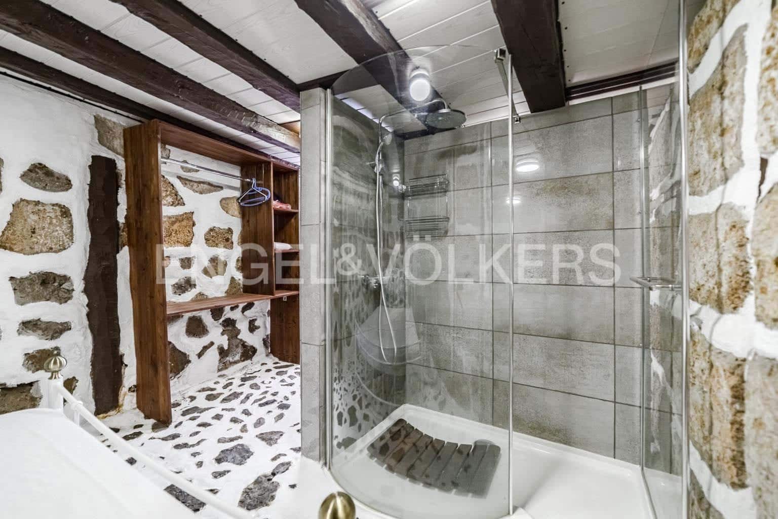 4 Zimmer Villa zu verkaufen in Granadilla de Abona mit Pool - 555.000 € (Ref: 9473467)