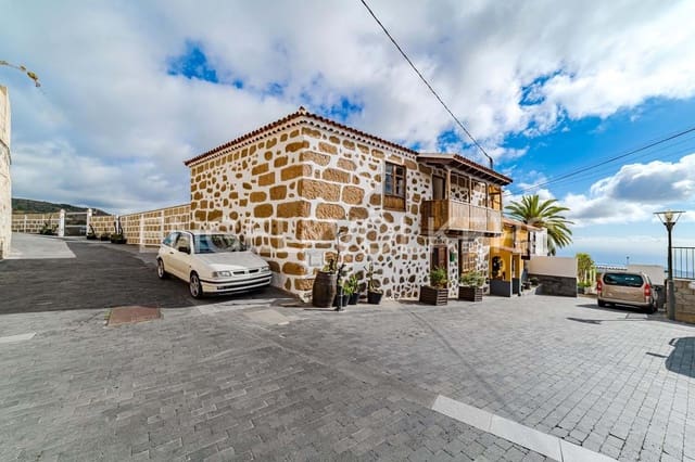 4 Zimmer Villa zu verkaufen in Granadilla de Abona mit Pool - 555.000 € (Ref: 9473467)