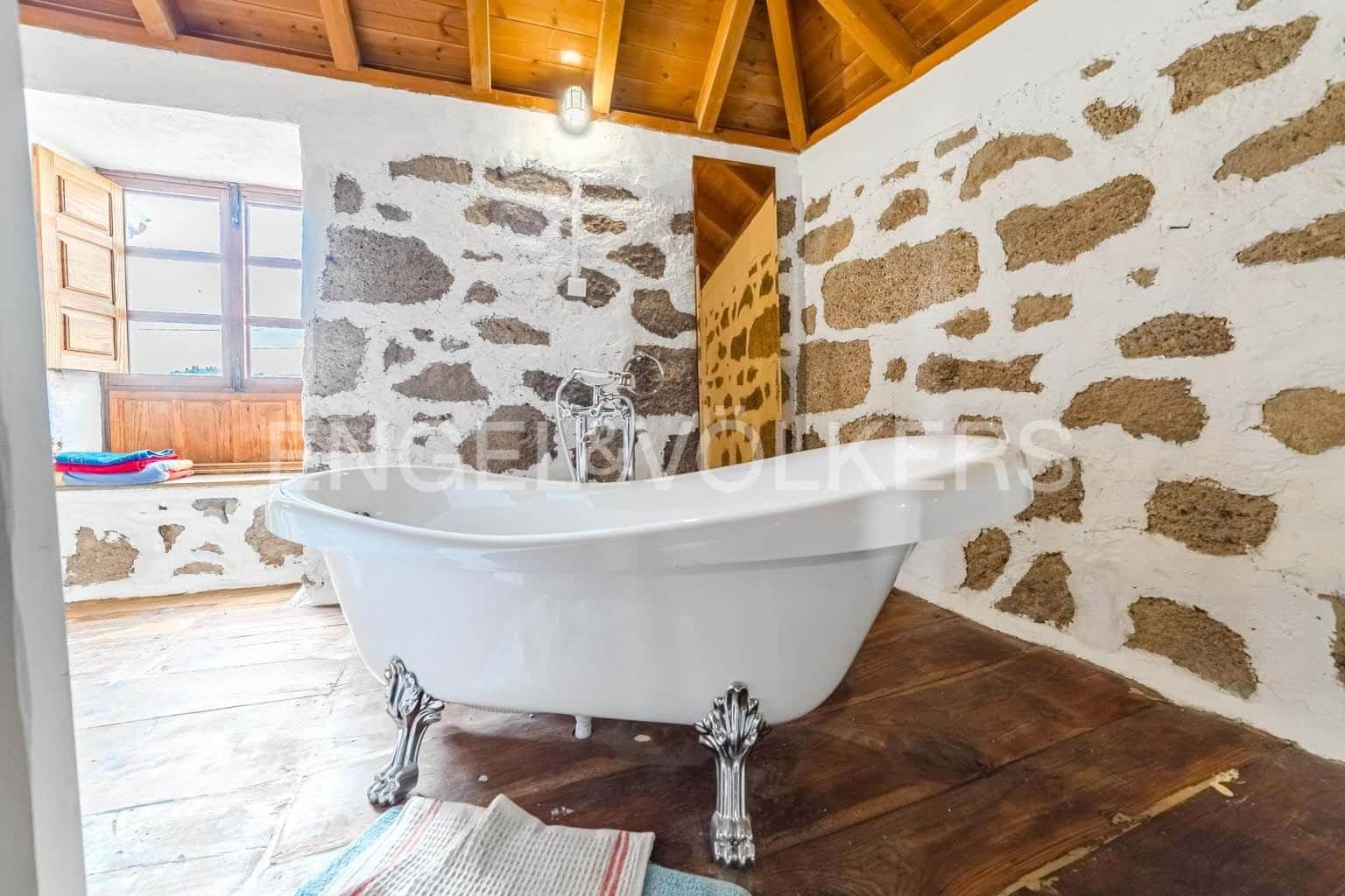 4 Zimmer Villa zu verkaufen in Granadilla de Abona mit Pool - 555.000 € (Ref: 9473467)