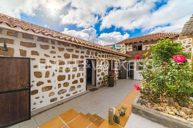 4 Zimmer Villa zu verkaufen in Granadilla de Abona mit Pool - 555.000 € (Ref: 9473467)