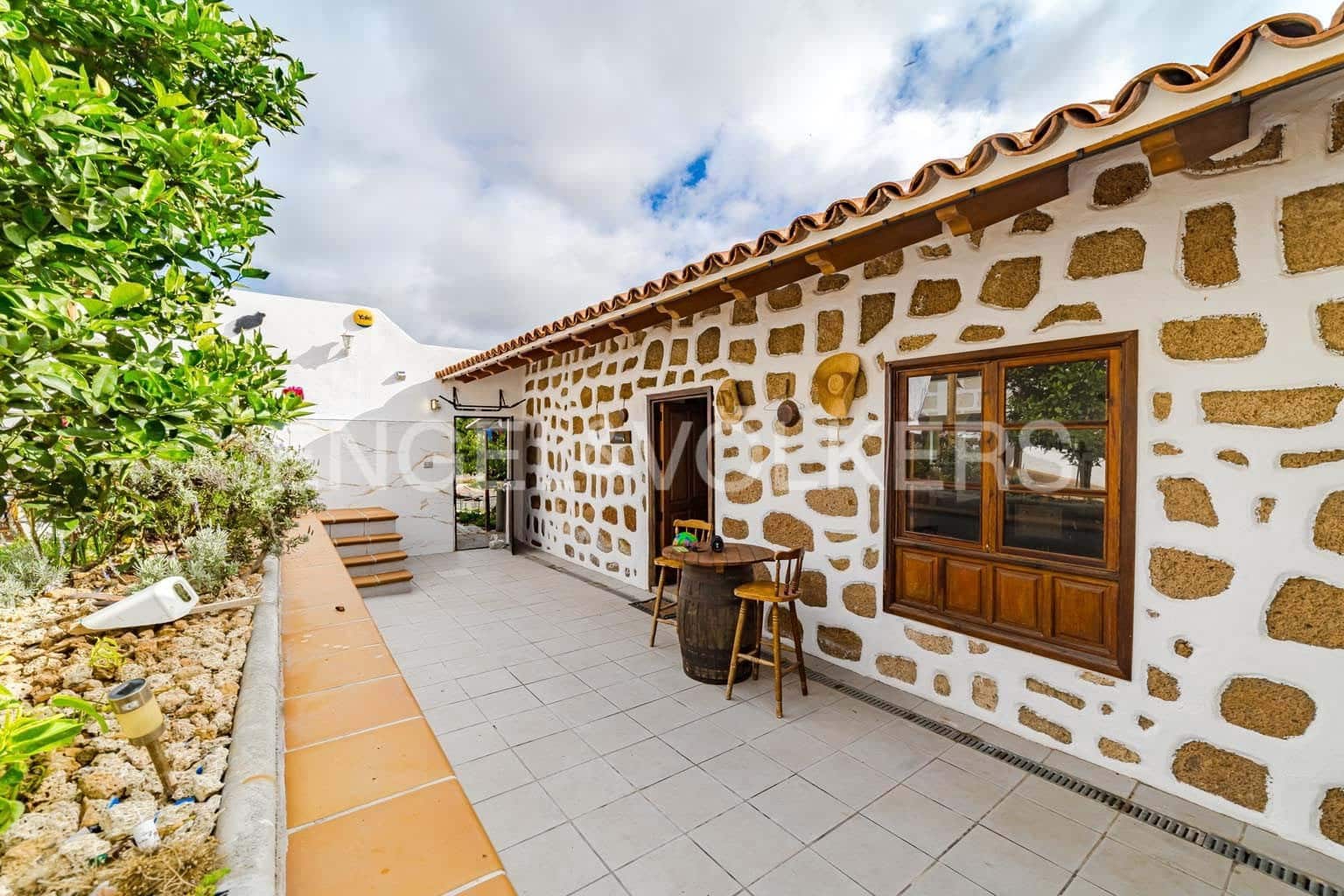 4 Zimmer Villa zu verkaufen in Granadilla de Abona mit Pool - 555.000 € (Ref: 9473467)