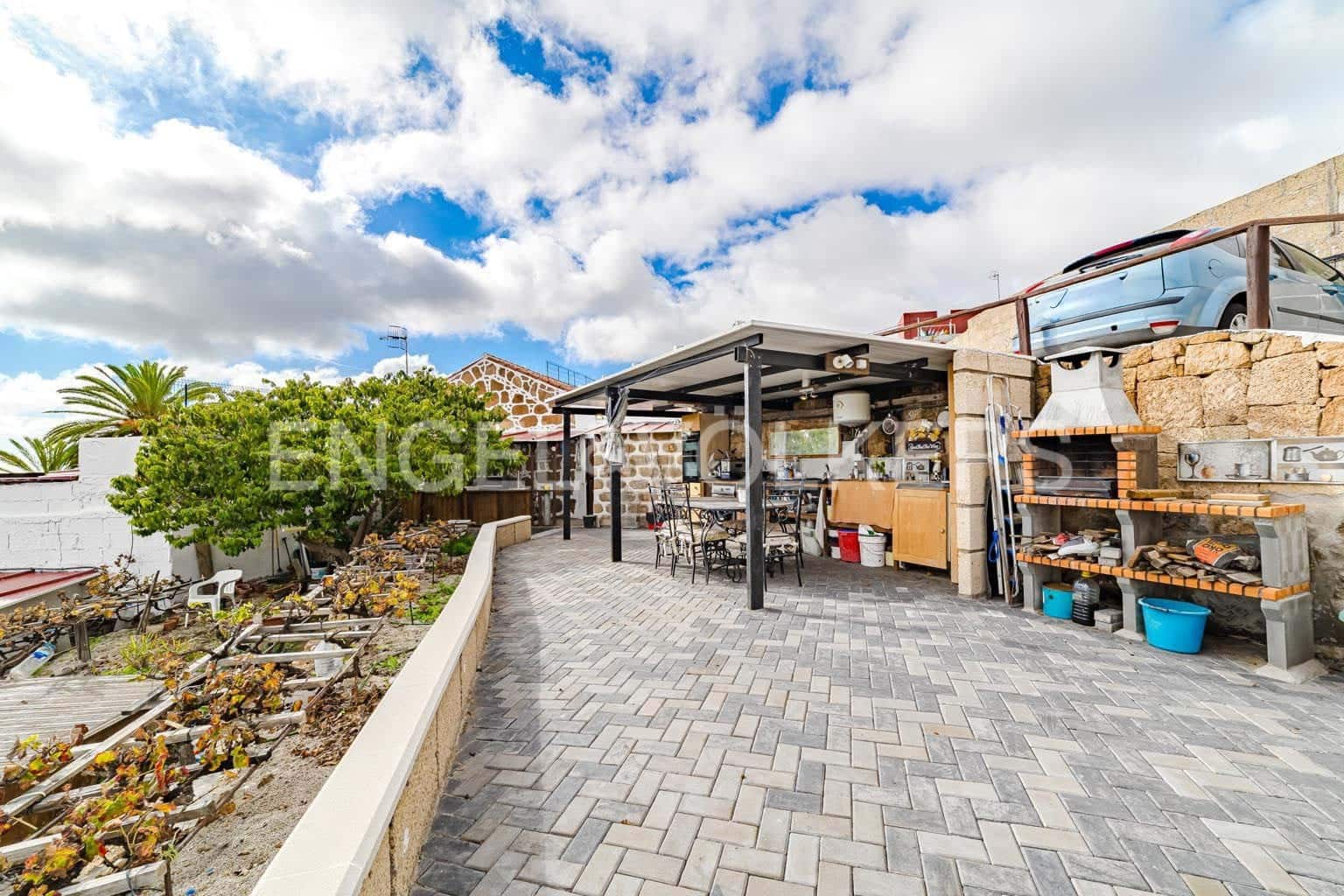 4 Zimmer Villa zu verkaufen in Granadilla de Abona mit Pool - 555.000 € (Ref: 9473467)