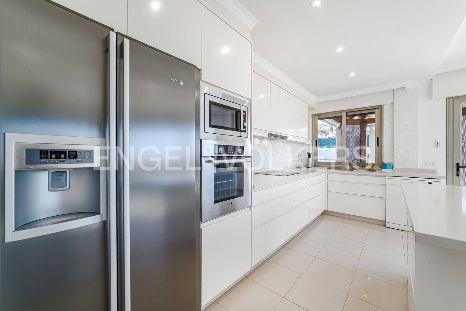 4 sovrum Villa till salu i Playa de la Arena med pool garage - 1 750 000 € (Ref: 9474541)