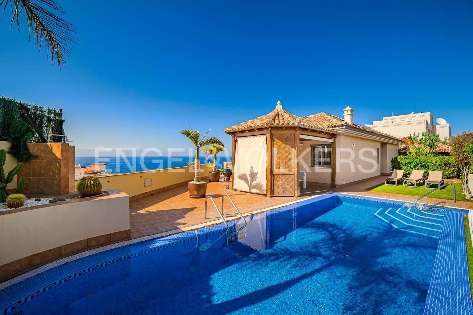 4 sovrum Villa till salu i Playa de la Arena med pool garage - 1 750 000 € (Ref: 9474541)
