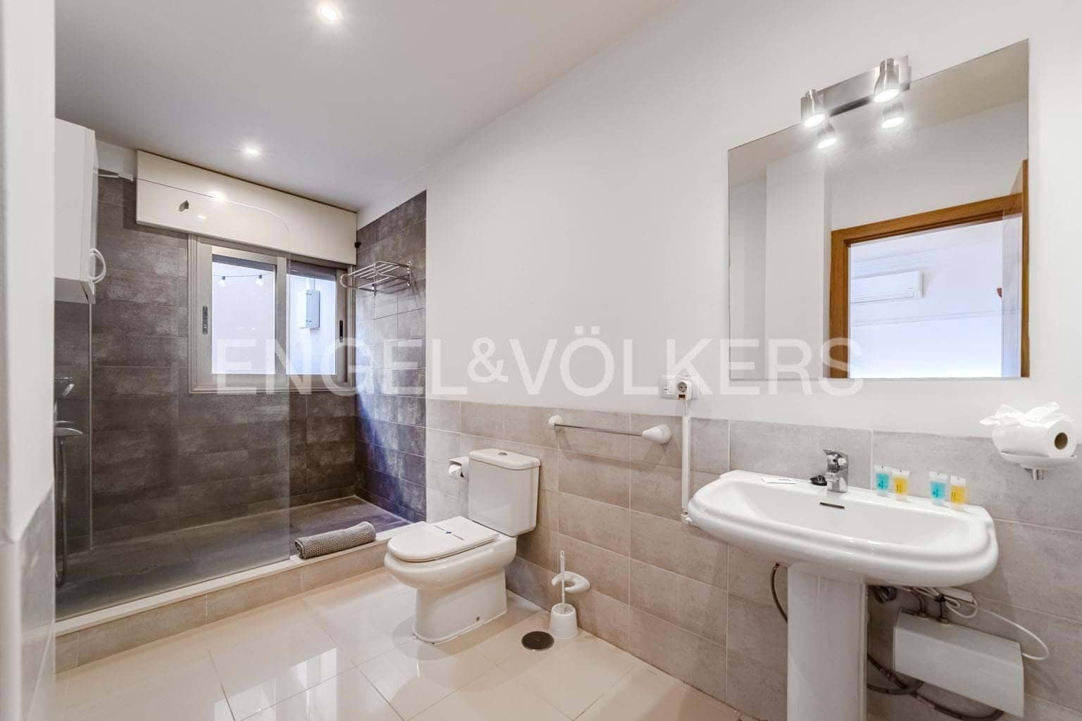 4 sovrum Villa till salu i Playa de la Arena med pool garage - 1 750 000 € (Ref: 9474541)