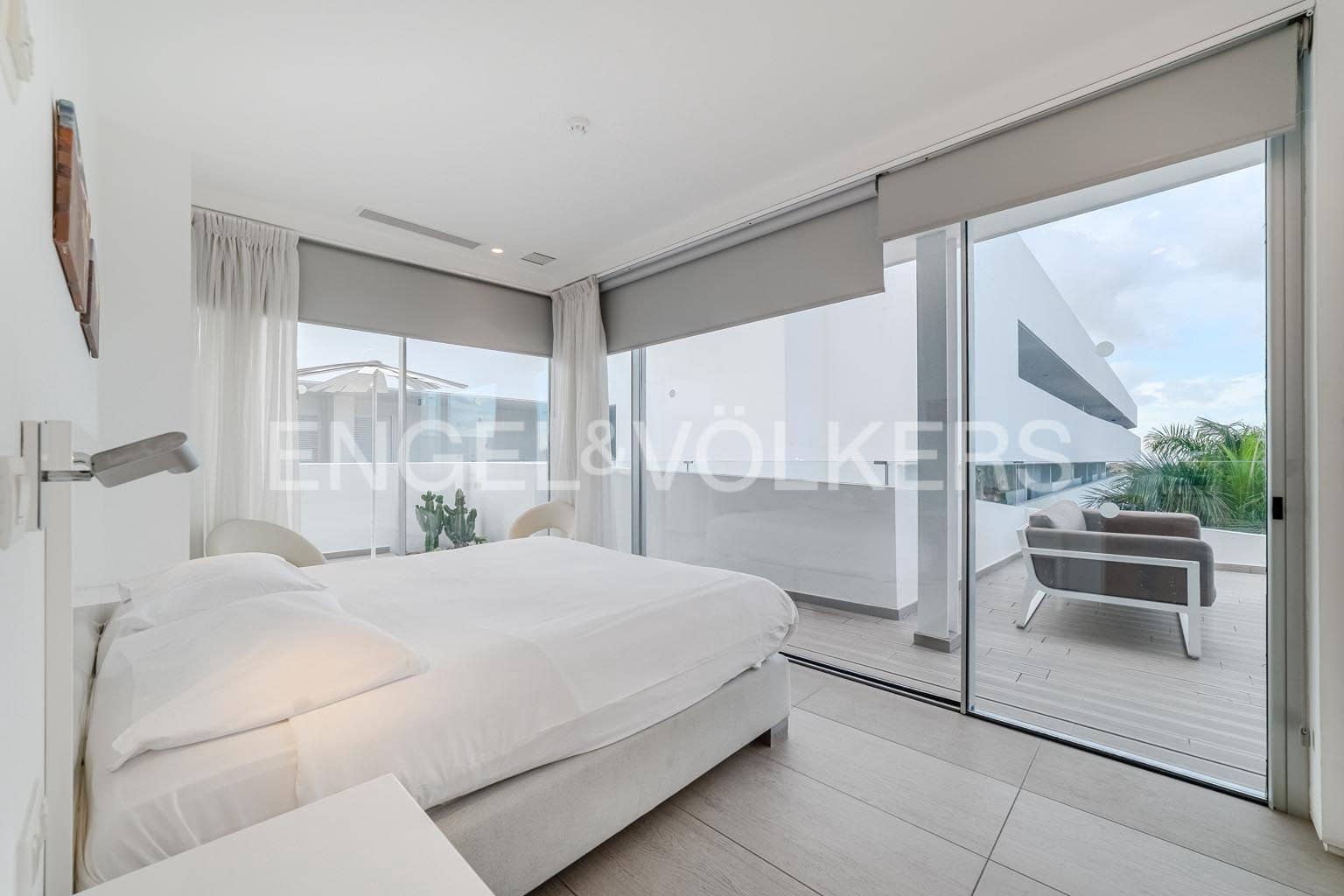 2 sypialnia Apartament na sprzedaż w Costa Adeje z basenem - 695 000 € (Ref: 9474542)