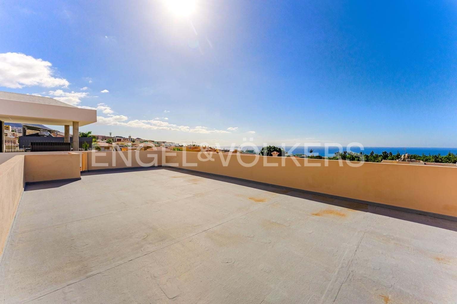 4 bedroom Villa for sale in Adeje - € 699,000 (Ref: 9490878)