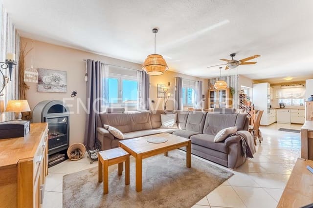 4 Zimmer Villa zu verkaufen in Adeje - 699.000 € (Ref: 9490878)