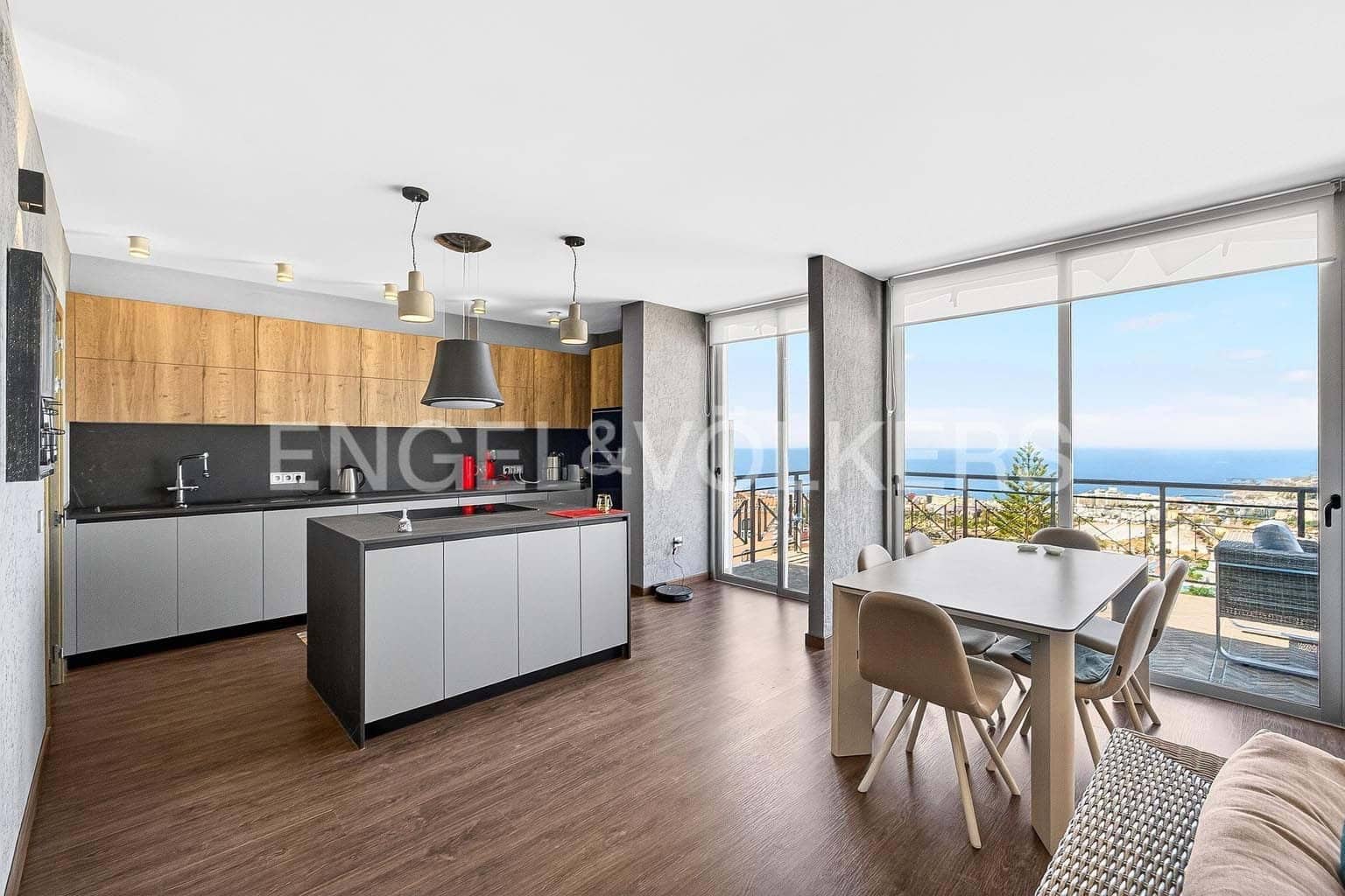 4 bedroom Villa for sale in San Eugenio with pool - € 988,000 (Ref: 9517888)