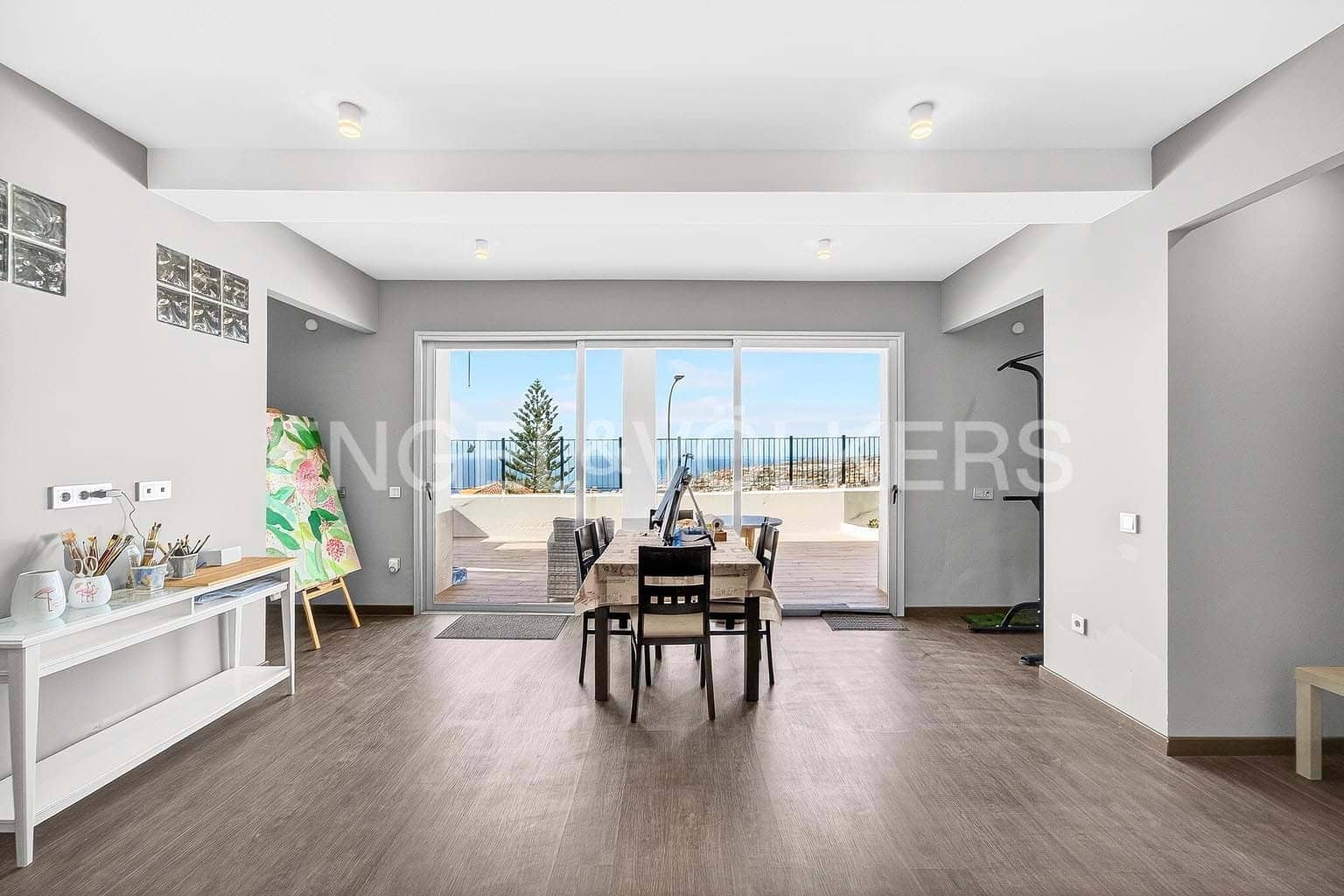 4 bedroom Villa for sale in San Eugenio with pool - € 988,000 (Ref: 9517888)