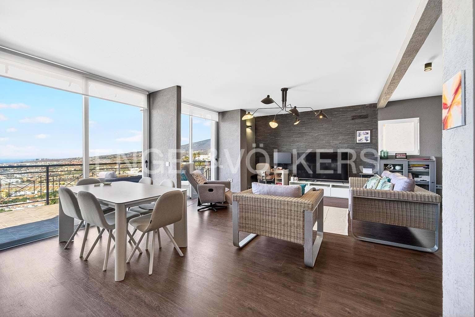 4 bedroom Villa for sale in San Eugenio with pool - € 988,000 (Ref: 9517888)