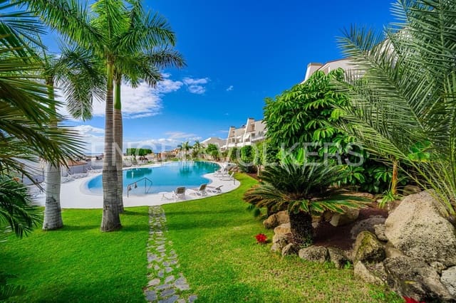 2 soverom Leilighet til salgs i La Caleta, Valverde med svømmebasseng - € 995 000 (Ref: 9522864)