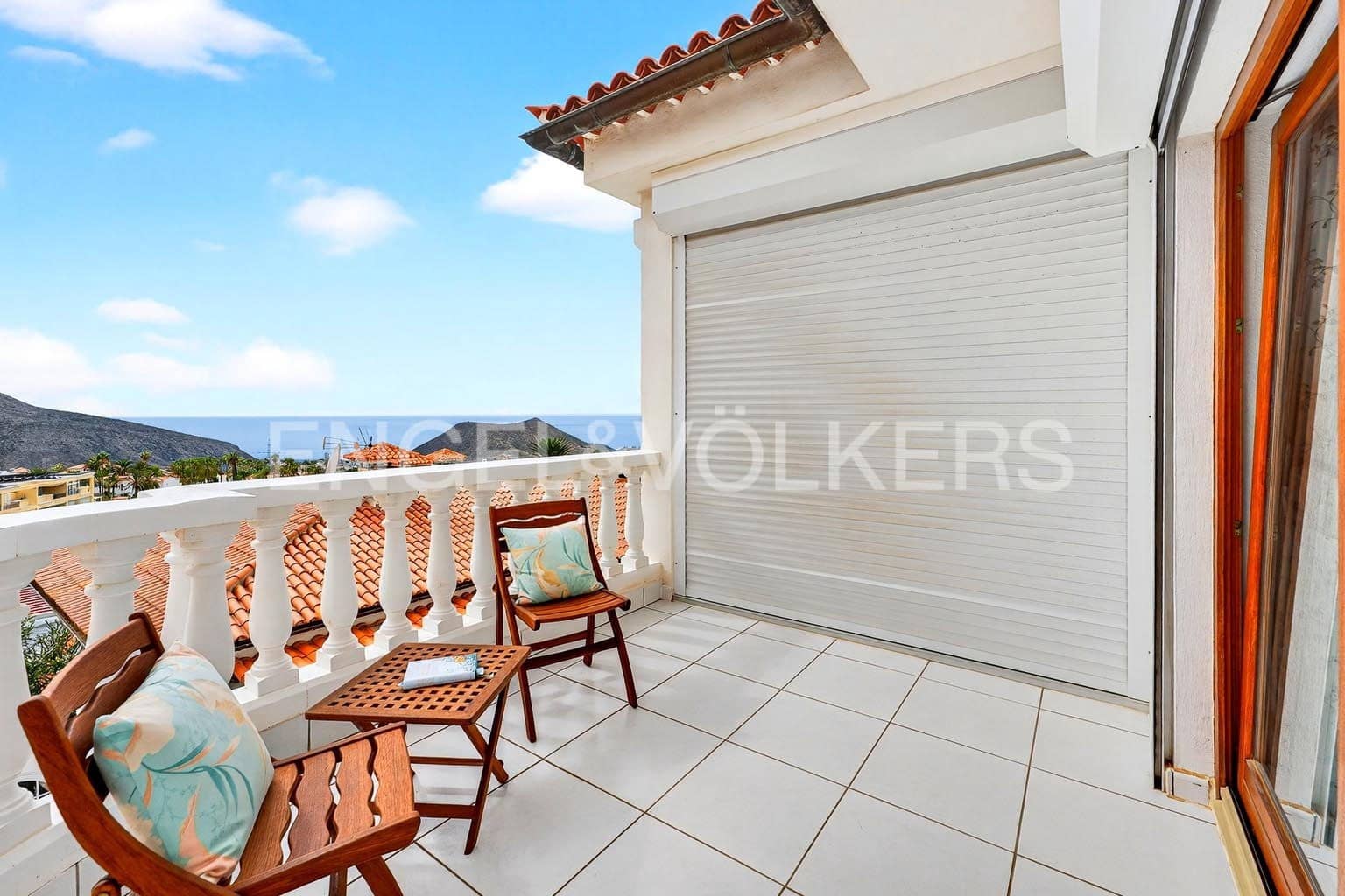 3 sypialnia Willa na sprzedaż w Chayofa z garażem - 880 000 € (Ref: 9544486)