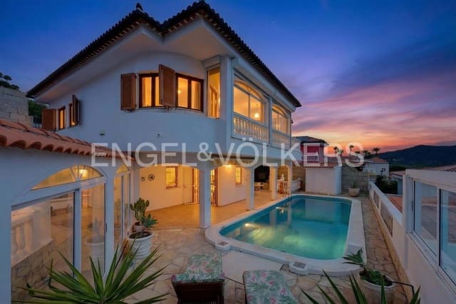 3 sypialnia Willa na sprzedaż w Chayofa, Arona z garażem - 880 000 € (Ref: 9544486)