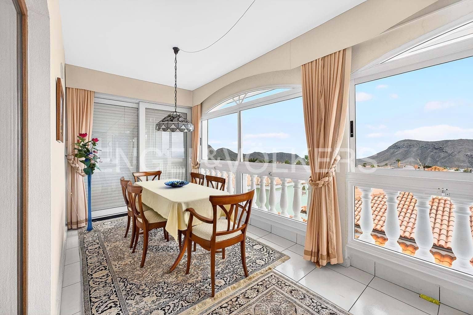 3 sypialnia Willa na sprzedaż w Chayofa z garażem - 880 000 € (Ref: 9544486)