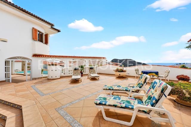 3 sypialnia Willa na sprzedaż w Chayofa, Arona z garażem - 880 000 € (Ref: 9544486)