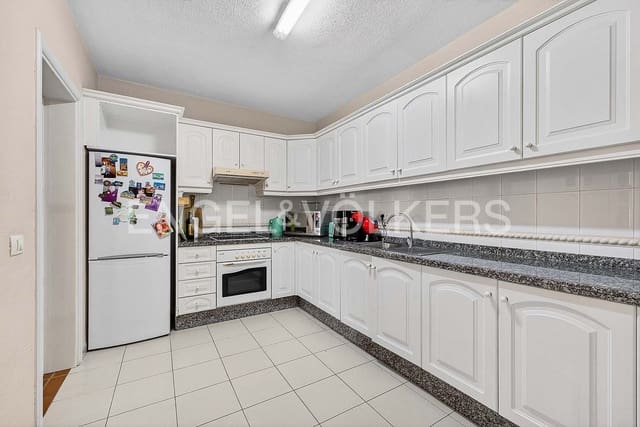 3 soverom Villa til salgs i Torviscas, Adeje med svømmebasseng garasje - € 659 000 (Ref: 9563743)