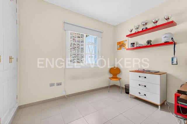 3 soverom Villa til salgs i Torviscas, Adeje med svømmebasseng garasje - € 659 000 (Ref: 9563743)