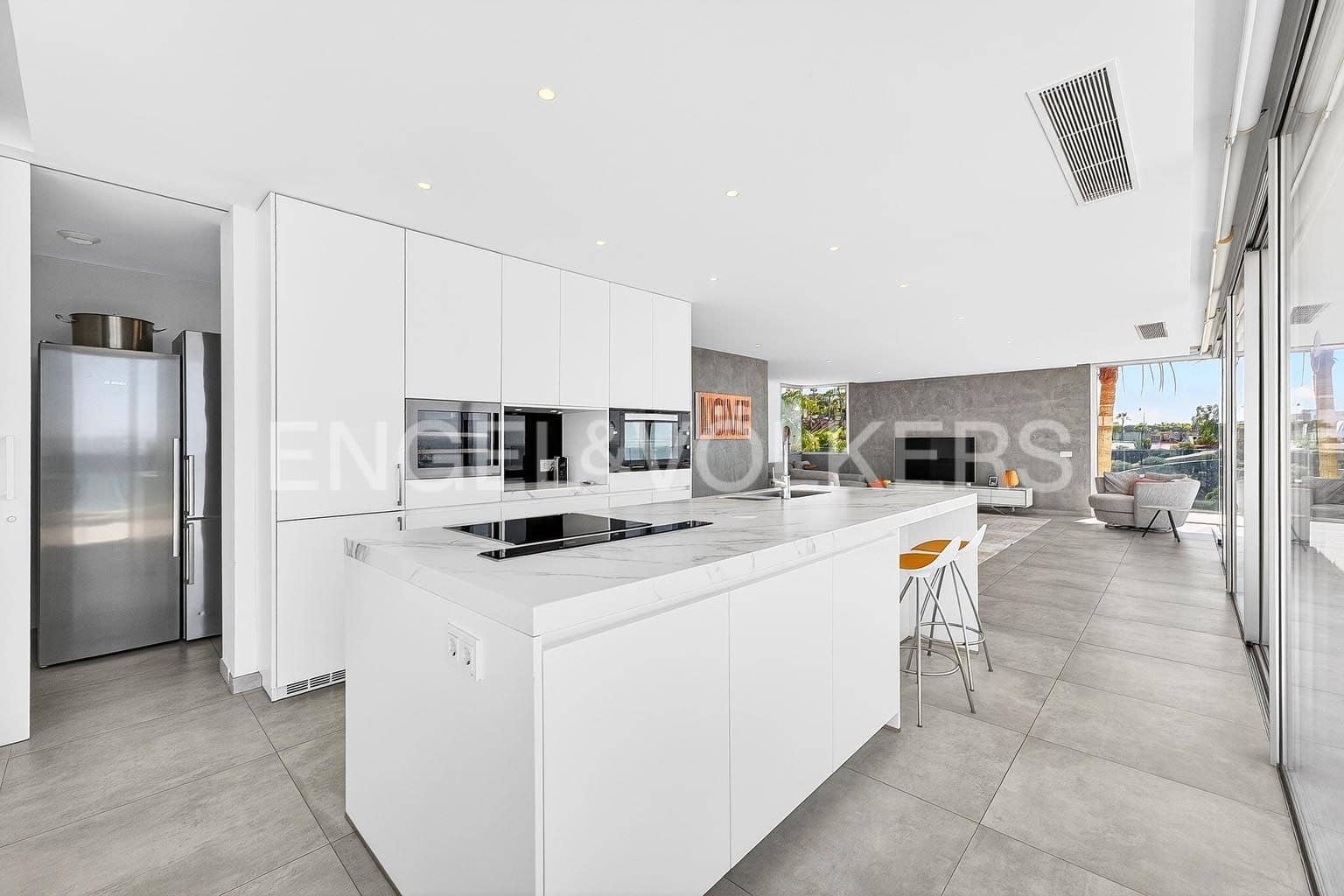 5 sovrum Villa till salu i Guia de Isora med pool garage - 5 285 000 € (Ref: 9566247)