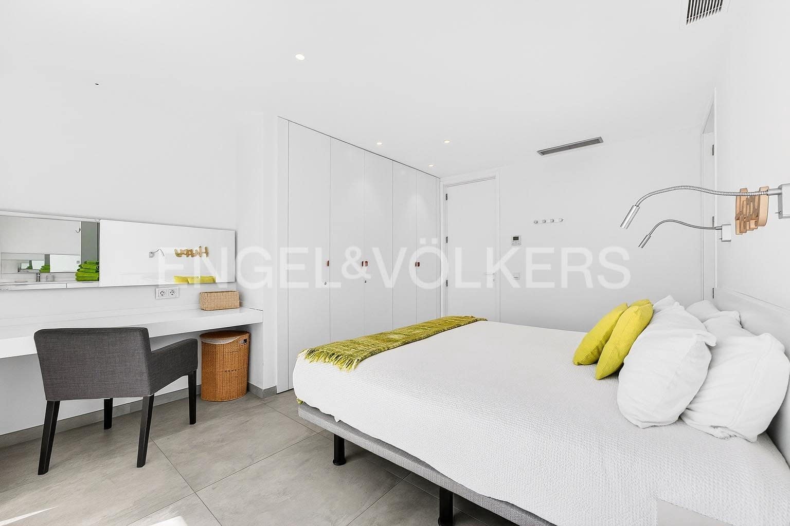 5 sovrum Villa till salu i Guia de Isora med pool garage - 5 285 000 € (Ref: 9566247)