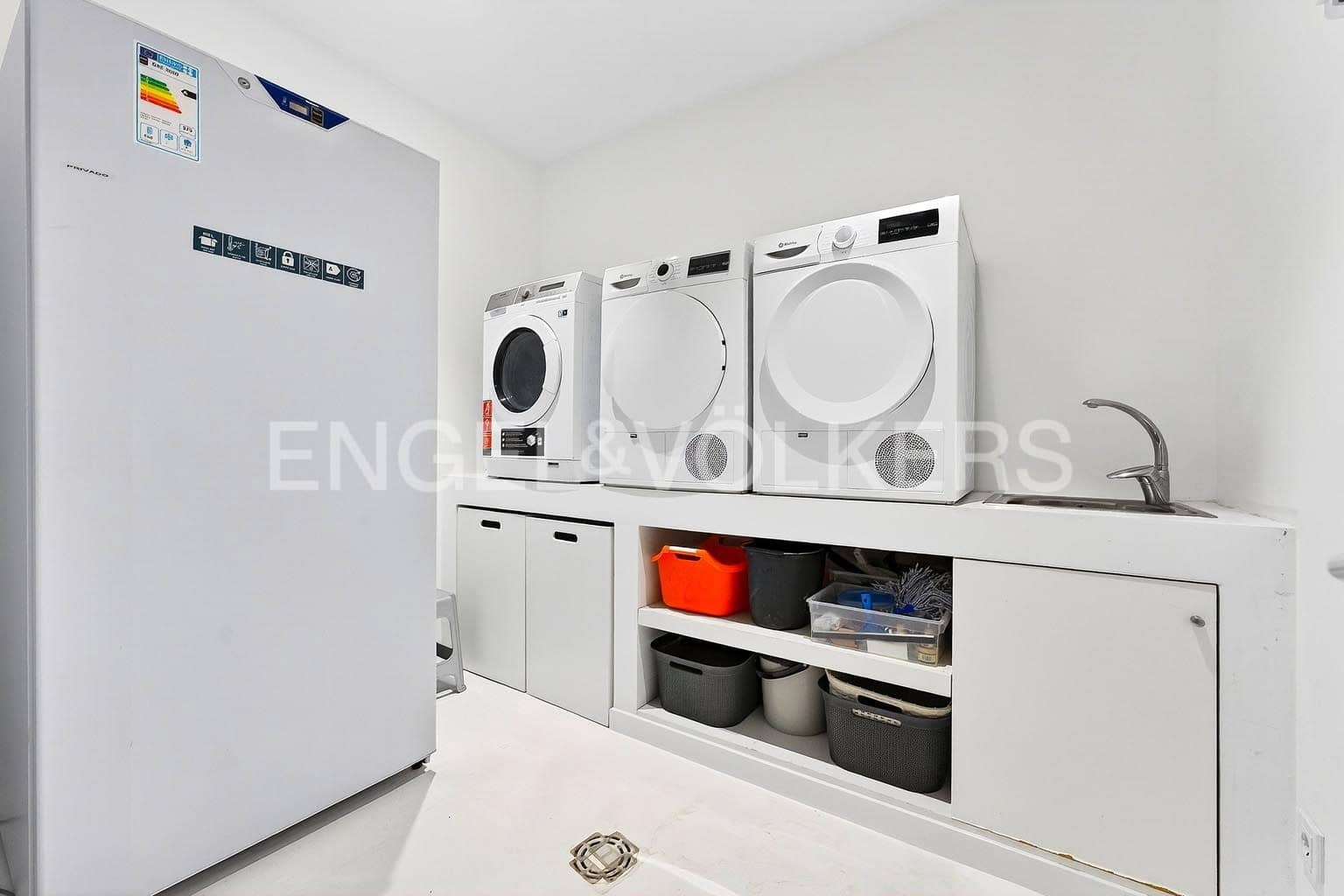 5 sovrum Villa till salu i Guia de Isora med pool garage - 5 285 000 € (Ref: 9566247)