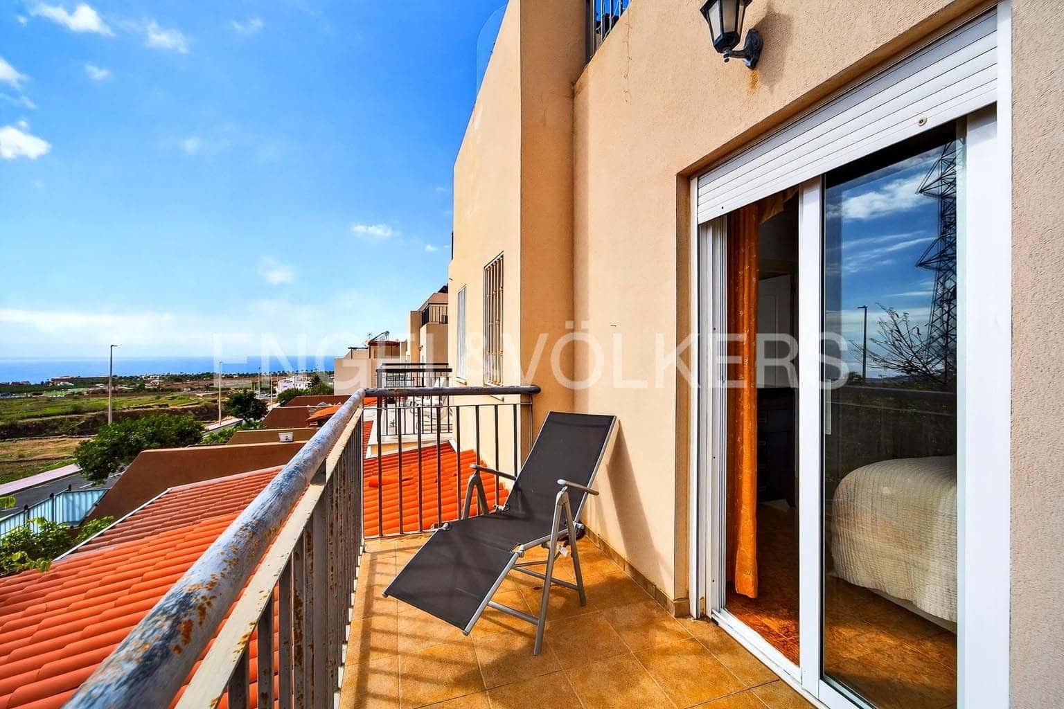 4 sypialnia Willa na sprzedaż w Fanabe z garażem - 899 000 € (Ref: 9572138)