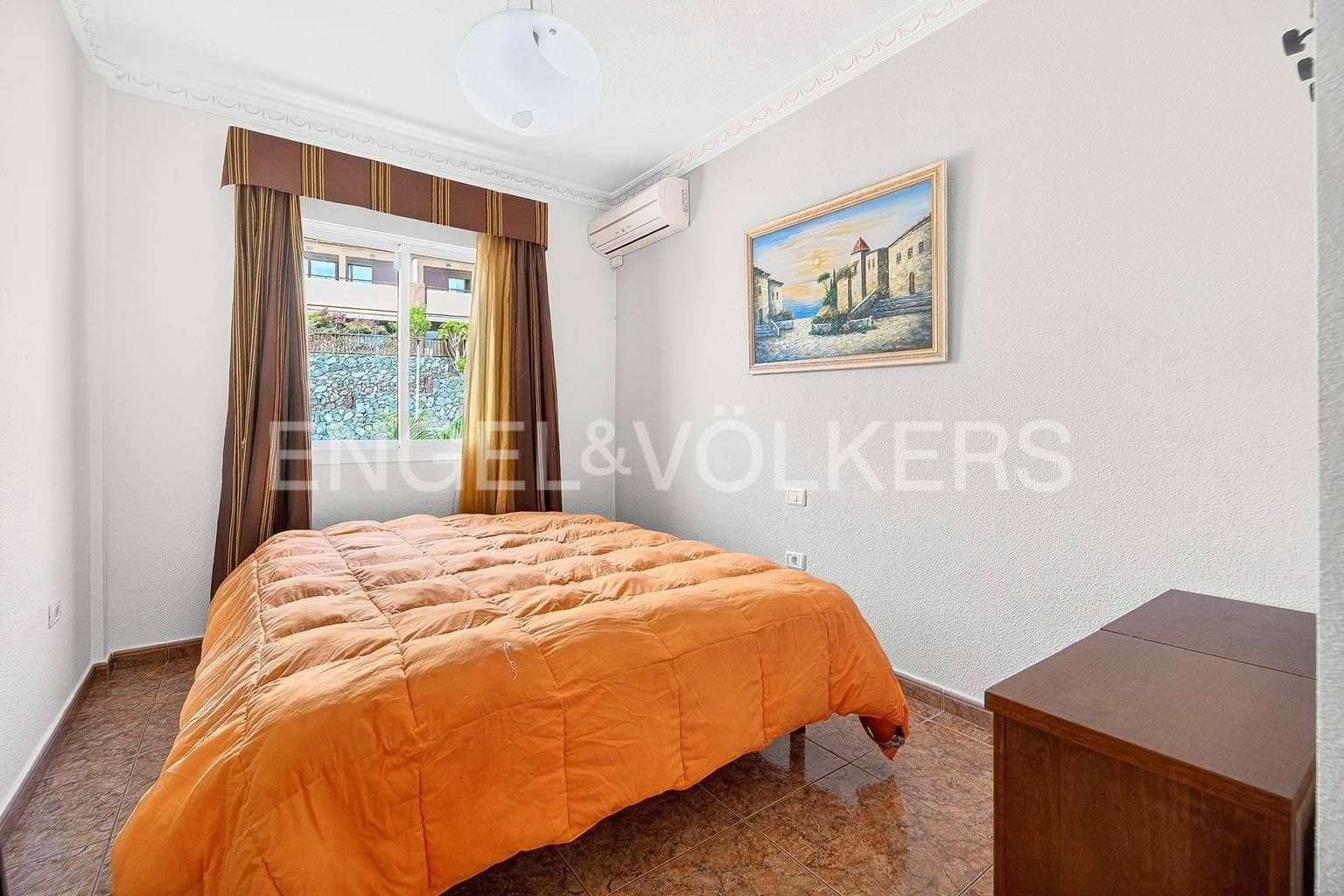 4 sypialnia Willa na sprzedaż w Fanabe z garażem - 899 000 € (Ref: 9572138)