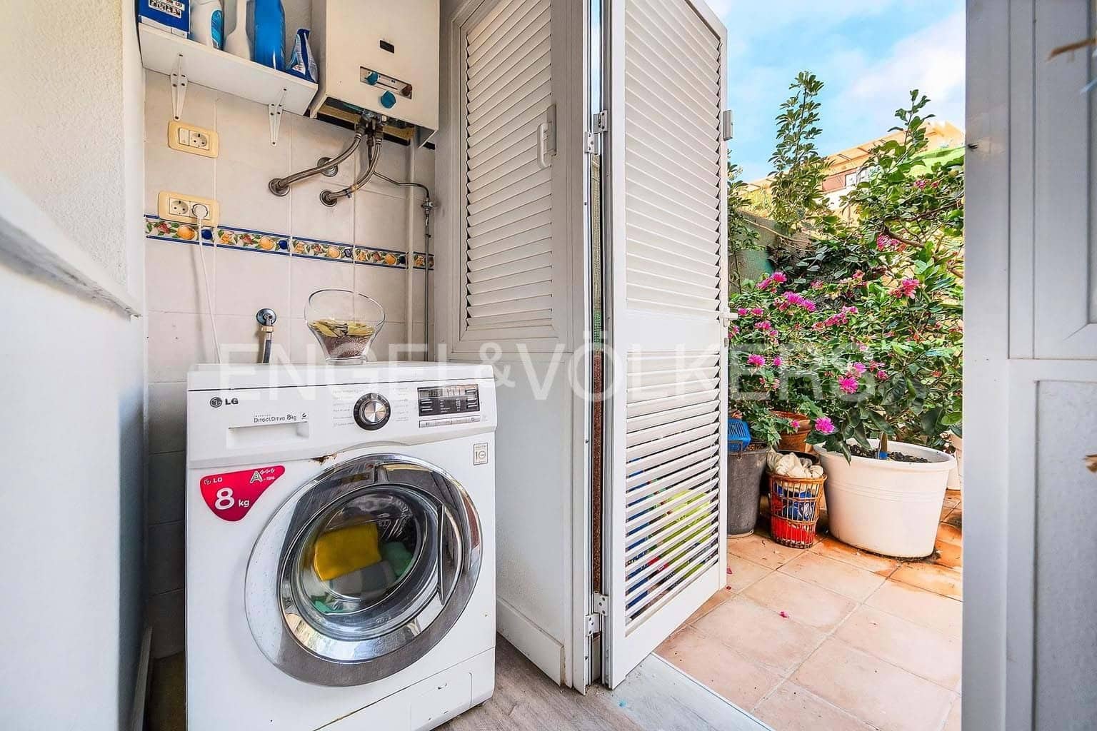 4 sypialnia Willa na sprzedaż w Fanabe z garażem - 899 000 € (Ref: 9572138)