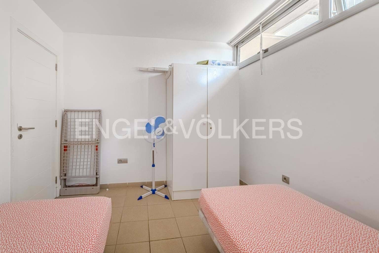 2 quarto Apartamento para venda em El Medano - 650 000 € (Ref: 9572139)