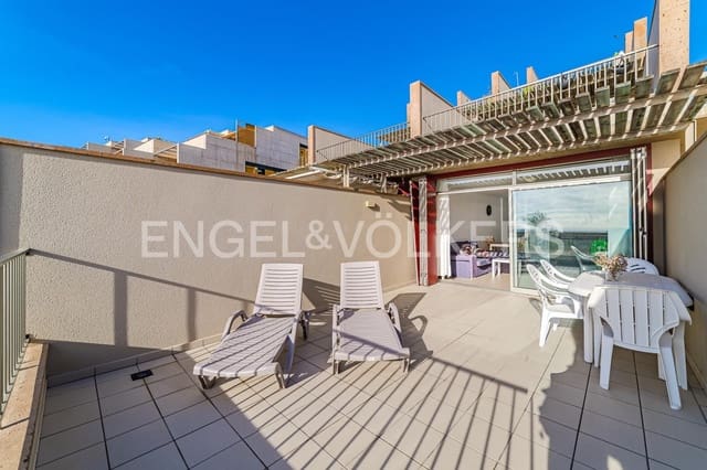 2 quarto Apartamento para venda em El Medano, Granadilla de Abona - 650 000 € (Ref: 9572139)