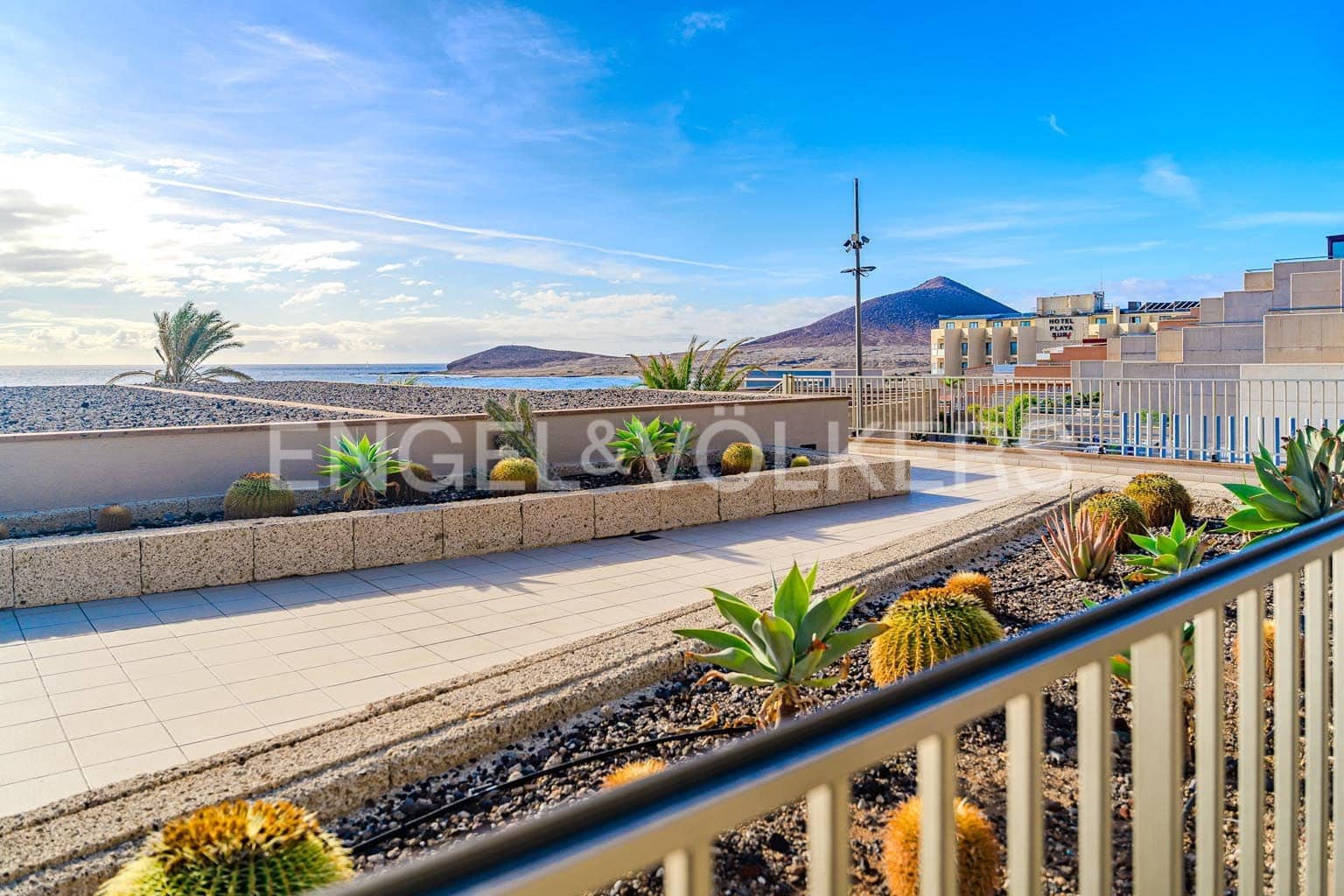 2 quarto Apartamento para venda em El Medano - 650 000 € (Ref: 9572139)