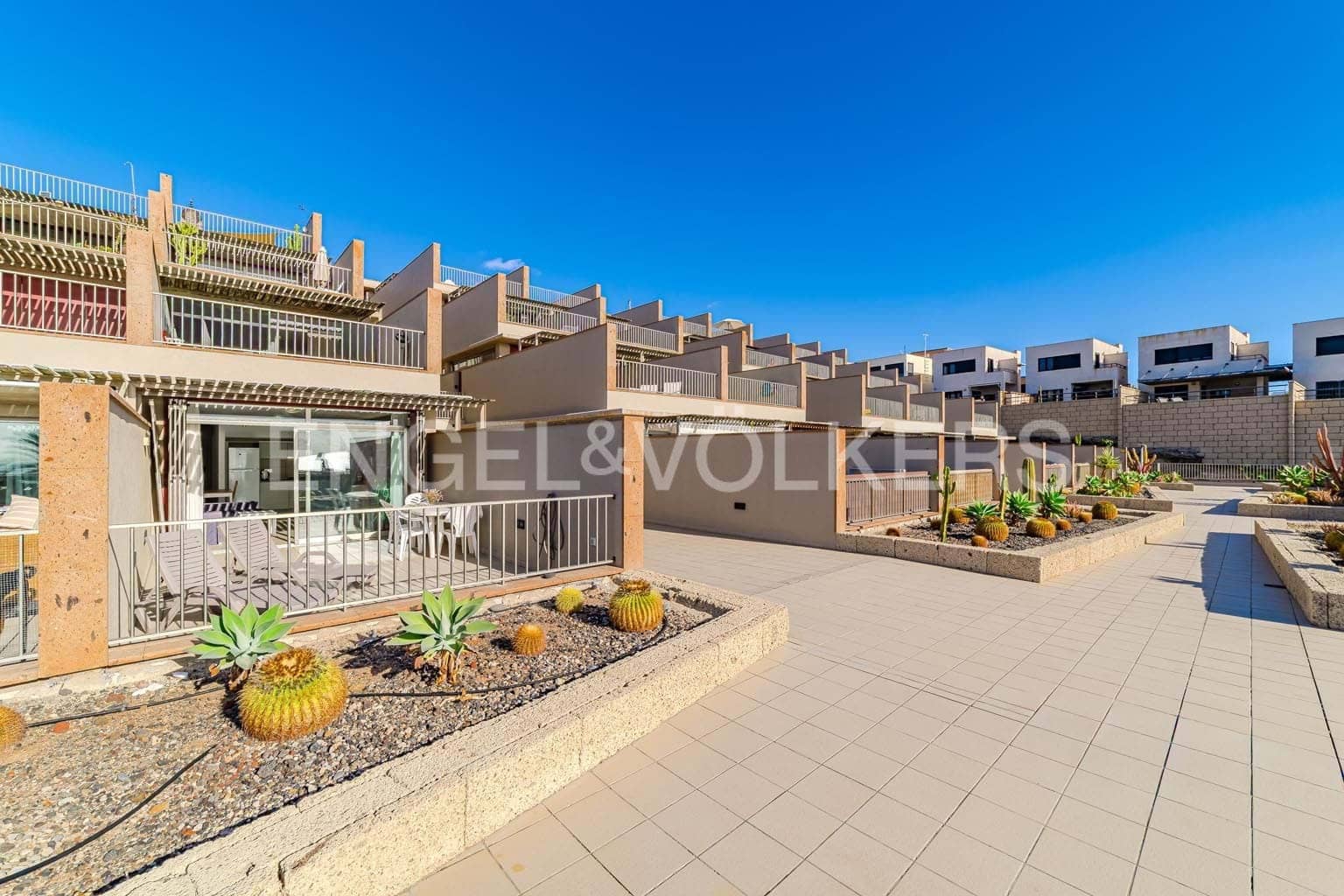 2 quarto Apartamento para venda em El Medano - 650 000 € (Ref: 9572139)