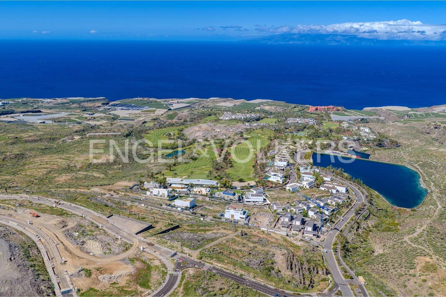 Undeveloped Land for sale in Guia de Isora - € 1,490,000 (Ref: 9580081)