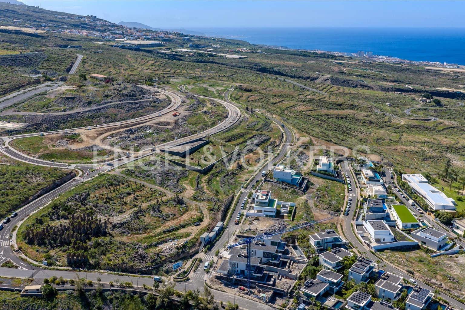 Undeveloped Land for sale in Guia de Isora - € 1,490,000 (Ref: 9580081)