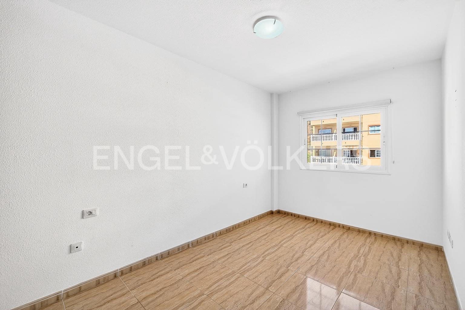 2 Zimmer Apartment zu verkaufen in Palm-Mar mit Pool Garage - 399.000 € (Ref: 9597140)