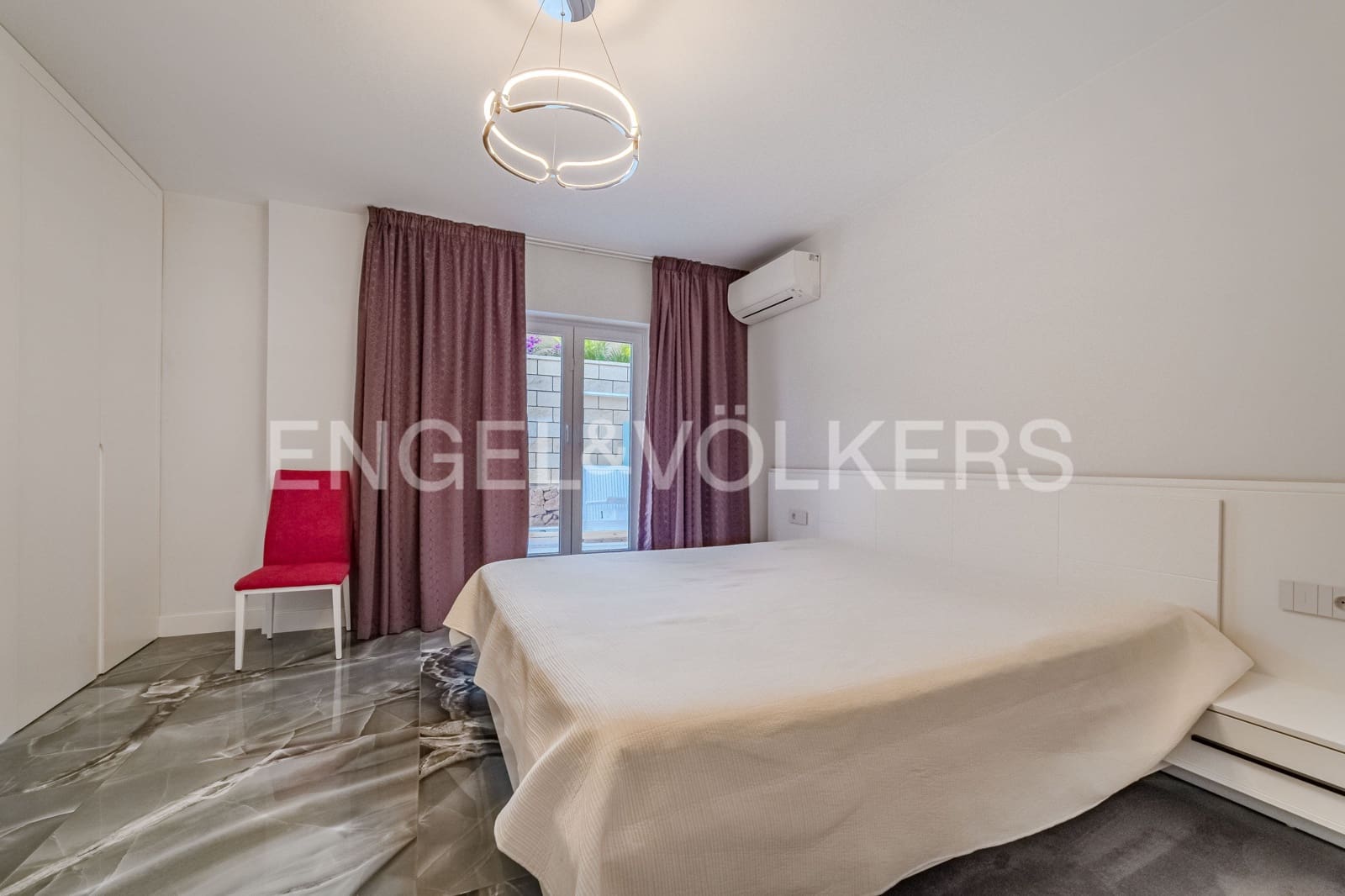 4 chambre Villa/Maison à vendre à Costa Adeje avec piscine - 2 350 000 € (Ref: 9603022)