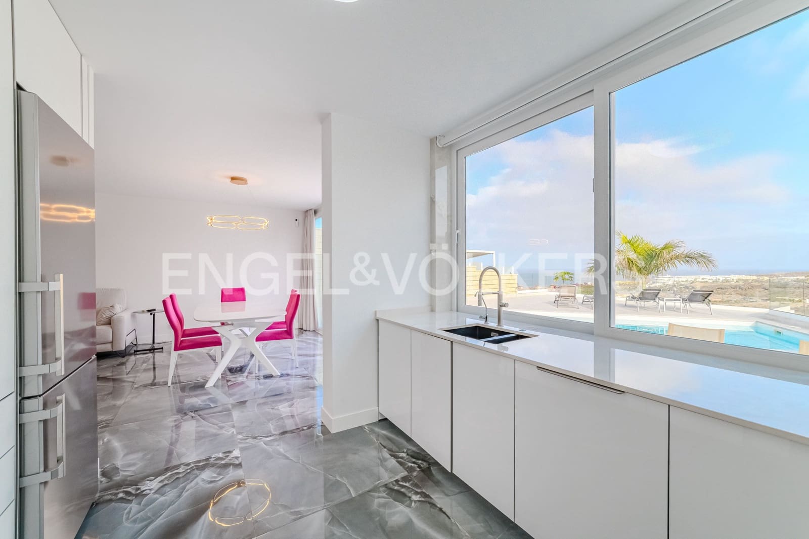 4 chambre Villa/Maison à vendre à Costa Adeje avec piscine - 2 350 000 € (Ref: 9603022)