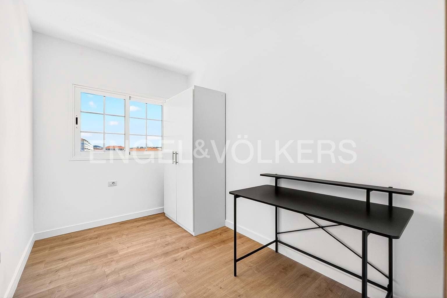 3 bedroom Apartment for sale in Palm-Mar with pool - € 400,000 (Ref: 9611891)