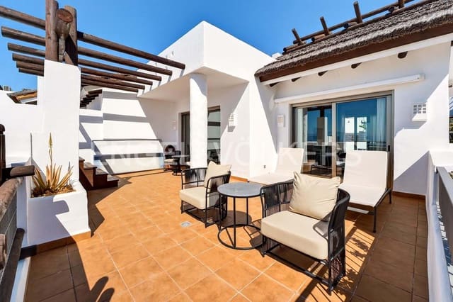 Apartamento de 3 habitaciones en Playa San Juan, Guía de Isora en venta con piscina - 2.249.000 € (Ref: 9616827)