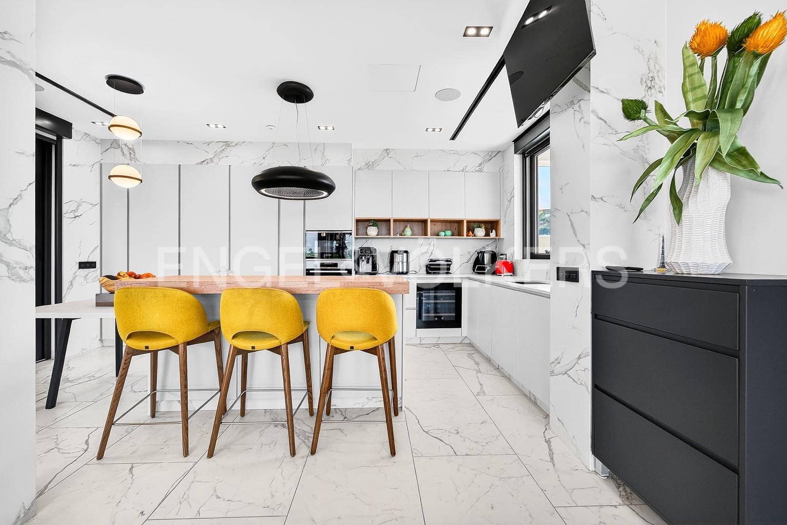 4 soverom Villa til salgs i El Madronal med svømmebasseng garasje - € 3 500 000 (Ref: 9641028)