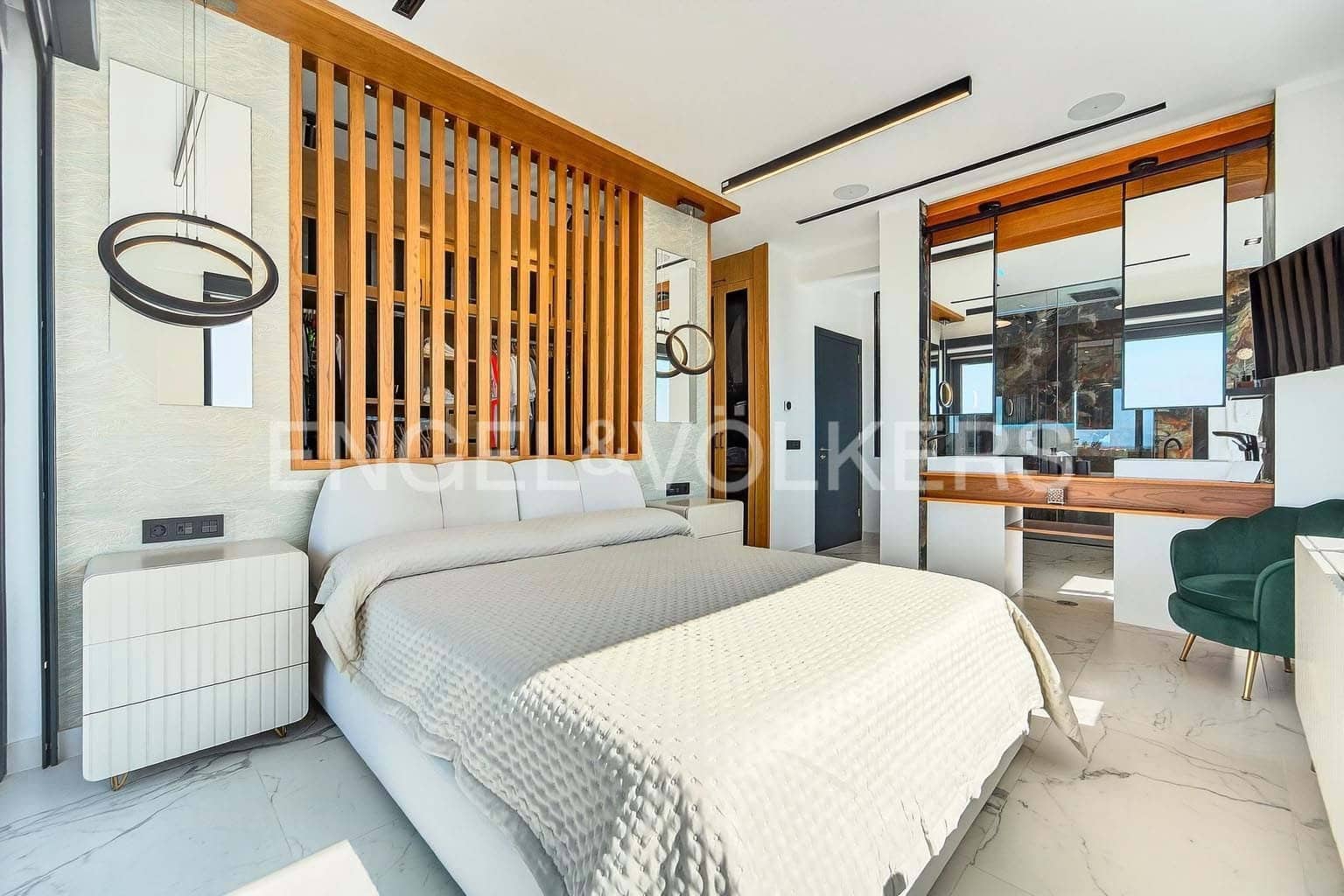 4 soverom Villa til salgs i El Madronal med svømmebasseng garasje - € 3 500 000 (Ref: 9641028)